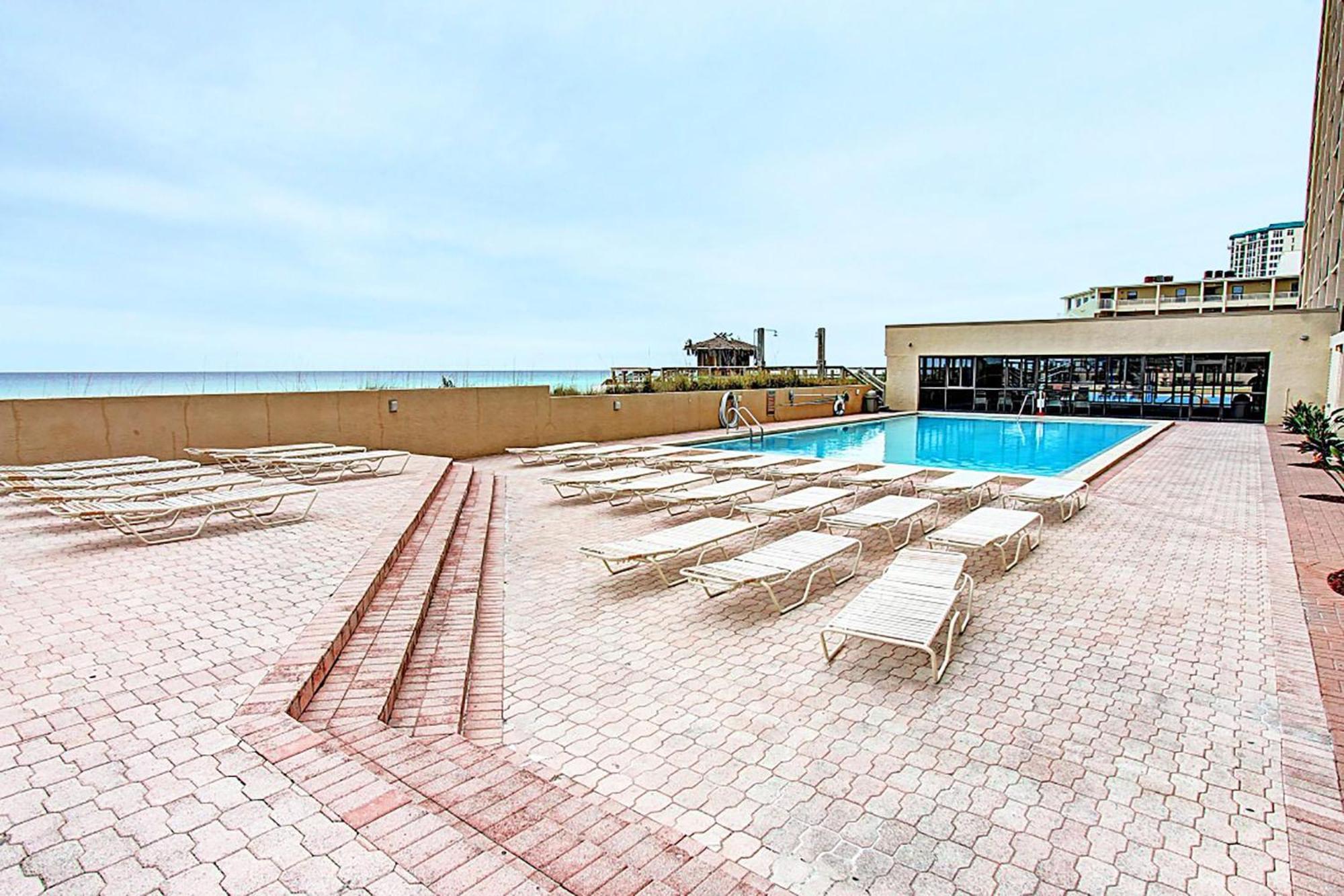 Sundestin 101 Apartment Bagian luar foto
